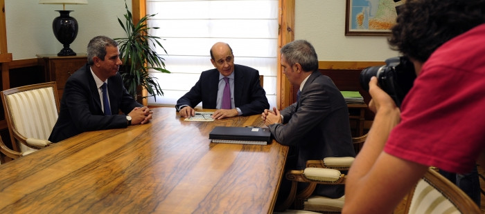 12_09_06_Aeropuerto_Teruel